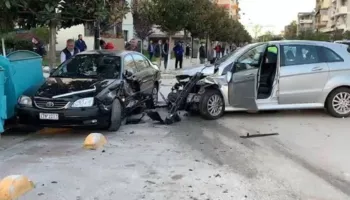 E rëndë/ Aksident i trefishtë, raportohet për disa persona të lënduar
