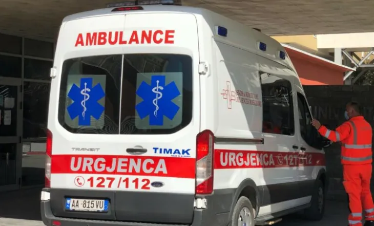 E rëndë në Maliq/ Tentoi të vetëvritej me zhivë termometri, një shtetas përfundon në spital