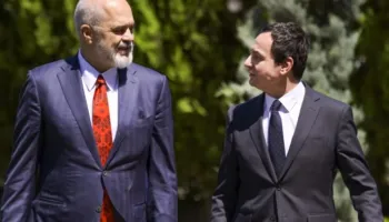 Edi Rama dhe Albin Kurti, njeri lider me autoritet dhe tjetri lider që kërkon protagonizëm