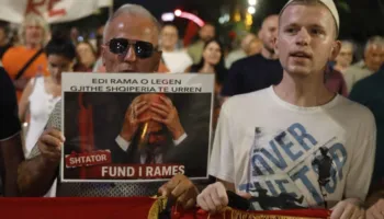 ‘Edi Rama o legen gjithë Shqipëria të urren’ 93 ditë protestë dhe marshim kundër qeverisë