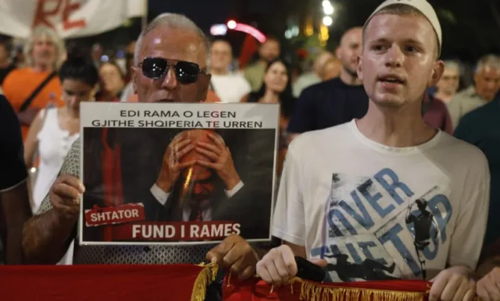 ‘Edi Rama o legen gjithë Shqipëria të urren’ 93 ditë protestë dhe marshim kundër qeverisë