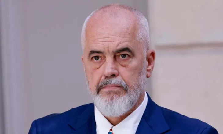 EDI RAMA PERPLASET ME VUÇIÇIN PER KOSOVEN