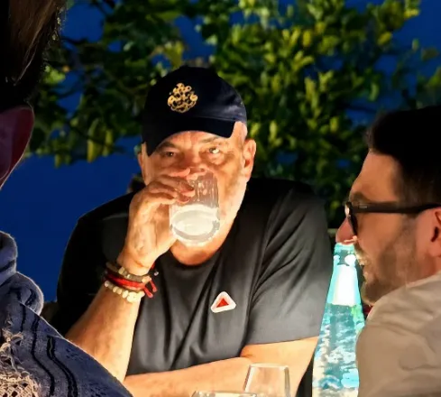 Edi Rama pret Alex Soros në rezidencën qeveritare, publikohen fotot nga darka në Dhërmi