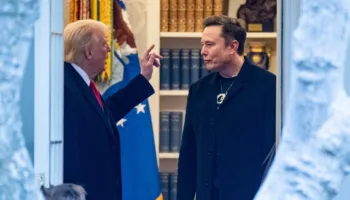 Elon Musk e ‘blen’ paqen me Trump duke paguar 100 mln dollarë! Ua dhuron Republikanëve për zgjedhjet e mesmandatit!