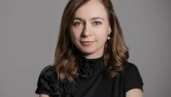Elvira Kapoli: Tirana Bank mbyll gjashtëmujorin e parë me rezultate mbi pritshmëritë