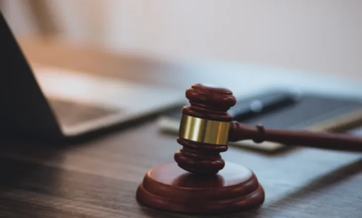 Emigrantët shtojnë çështjet juridike, problematikat lidhen kryesisht me qarkullimin rrugor