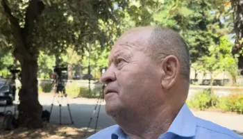 Emigranti udhëton 5 orë nga Greqia për të takuar Ramën: Ta shoh e le të vdes, të na rrojë sa malet