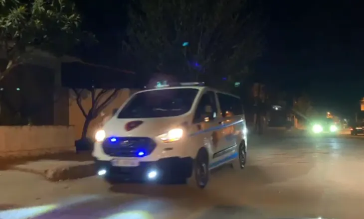 EMRI/ Krim brenda familjes në Lushnjë – Djali qëllon prindërit në banesë, vdes e ëma, plagoset i ati