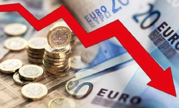 Euro arrin nivelin më të ulët historik ndaj lekut, që nga fillimi i 2026 ka rënë me 3,8%!
