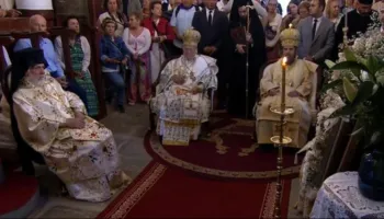 Festa e “Fjetjes së Shën Mërisë” bashkon besimtarët e krishterë, urime nga krerët e shtetit dhe politika! Kryepeshkopi Joan në meshën e veçantë në Imbros