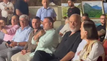 Festa në Selenicë/ Rama ironizon kryebashkiakun Bellaj: Faleminderit që më the që në majë të malit ka ujë të kripur