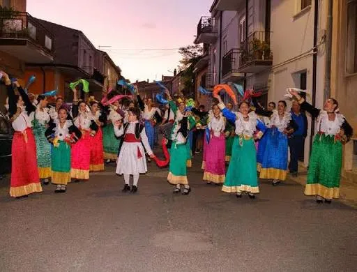 Festivali i 44-t i Këngës Arbëreshe sjell muzikë, histori dhe traditë