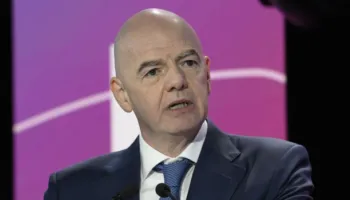 FIFA, Infantino tërhiqet: Braktiset projekti për shitjen e aksioneve të Botërorit