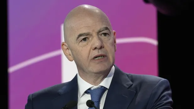 FIFA, Infantino tërhiqet: Braktiset projekti për shitjen e aksioneve të Botërorit