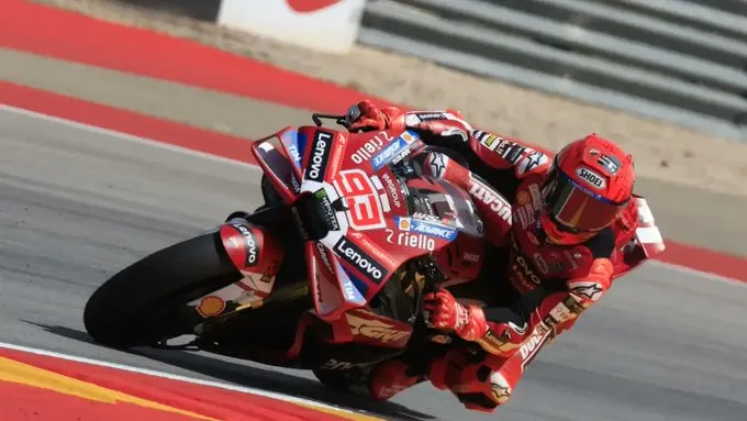 Fiton garën Sprint në Aragon, Markez hap çështjen titull në MotoGP