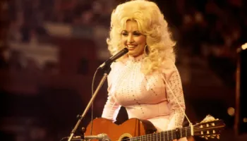Fjalët e Dolly Parton që tregojnë pse ajo ishte shumë më tepër se një yll muzike