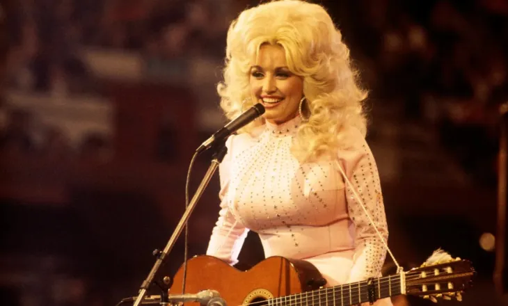 Fjalët e Dolly Parton që tregojnë pse ajo ishte shumë më tepër se një yll muzike