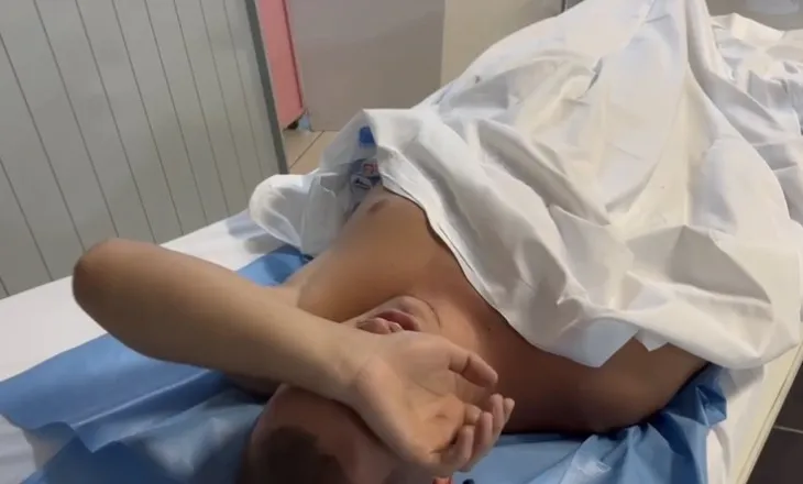 “Flakë, tym…”/ Pushuesi tregon si u hodh nga ballkoni për t’i shpëtuar zjarrit në Vlorë