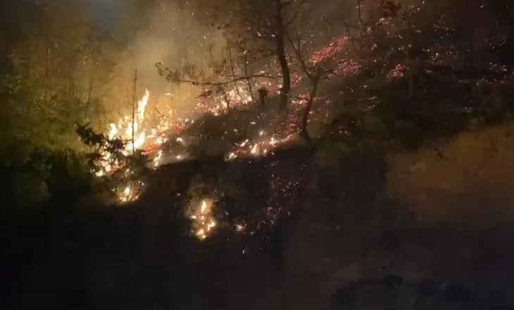 Flakët mbi Krujë, evakuohen banorët, zjarri 50 metra larg spitalit