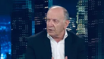 Flamingot ‘po hanë veten’/ Leka: Përplasja mes protestuesve nxjerr në dritë luftën për kontroll