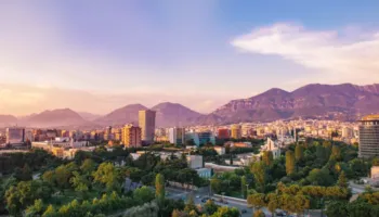 ‘Forbes’: Tirana shpallet qyteti më ekonomik i Evropës për t’u vizituar në shtator