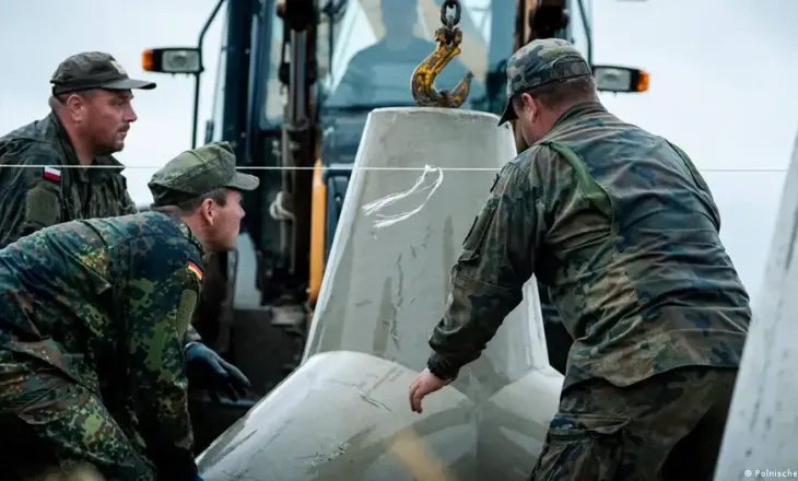 Fortifikimi i kufirit evropian, ushtria gjermane vendos pengesa antitank në terrenin polak
