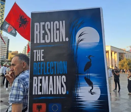 FOTO-LAJM/ Dita e 65-të e rezistencës popullore! Qytetarët mesazh të prerë Ramës: Reflekto dhe dorëhiqu