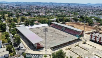 FSHF vijon investimet në “Arena e Demave”, punime për bazamentin dhe sistemin e vaditjes së fushës