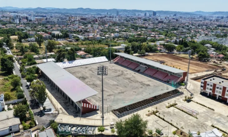 FSHF vijon investimet në “Arena e Demave”, punime për bazamentin dhe sistemin e vaditjes së fushës