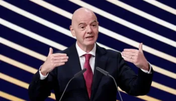 “Fund i epokës Infantino?”/ ‘Times’ zbulon skenarin e dorëheqjes së presidentit të FIFA-s