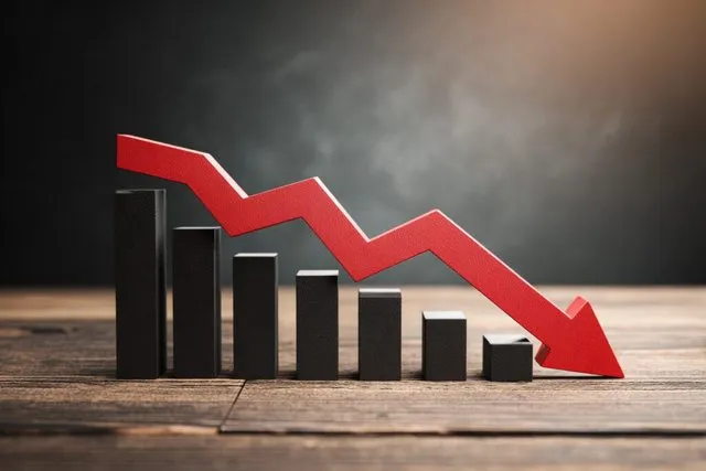 Fundi i periudhës së “artë”, fitimet e ekonomisë shqiptare bien me 12% në 2025