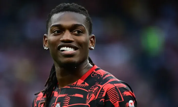 Galatasaray tenton sërish Leaon, gati oferta e parë për Milanin. Ja mesazhi i qartë i Amorim