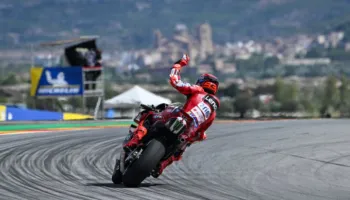 Garë e çmendur në MotoGP, ‘MM93’ fiton në Aragon dhe afrohet me kreun