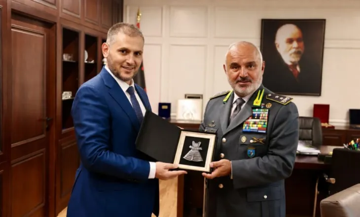 “Gjueti” nga ajri për parcelat me kanabis, Shqipëria dhe Italia zgjerojnë bashkëpunimin