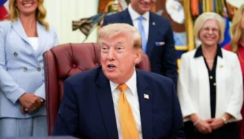 Gjykata ndalon Trumpin të ndërtojë sallë vallëzimi, presidenti apelon