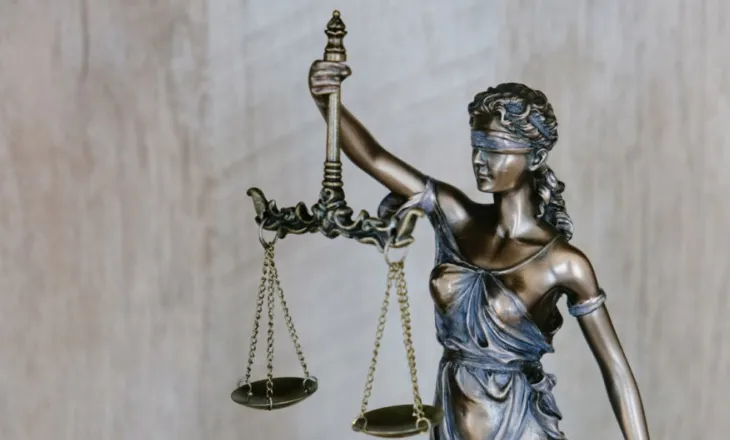 Gjyqësori / 1,792 ankesa në një vit, vetëm 3 gjyqtarë në procedim – kush i kontrollon magjistratët?