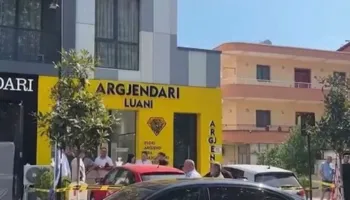 Grabitja e argjendarisë në Paskuqan, autorët vodhën bizhuteri me vlerë 1.5 mln lekë