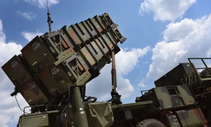 Greqia po vendos sistemin raketor Patriot në Kretë
