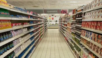 Greqia ul çmimet për familjet dhe shtresat në nevojë, mbi 1,660 produkte më lirë në supermarkete