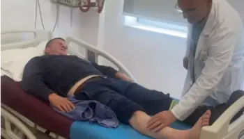 Gurët shkëputen nga mali, plagoset zjarrfikësi në Krujë