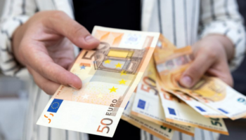 Gushti nis me surprizë në tregun valutor, Euro “dorëzohet” ndaj Lekut