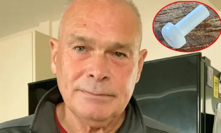 Harroi tapën në vesh, burri mendoi se kishte humbur dëgjimin për 5 vite