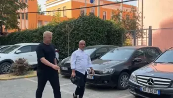 Hetimi për pastrim parash, Igli Tare paraqitet në SPAK