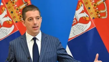 Hoxha kritikoi deklaratat e Vuçiçit për Ibrin, kryediplomati serb: Po ndërhyn në çështje që s’i takojnë