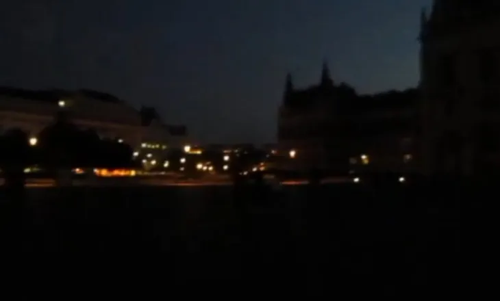 Hungari, Parlamenti në Budapest fik dritat për të kursyer energji