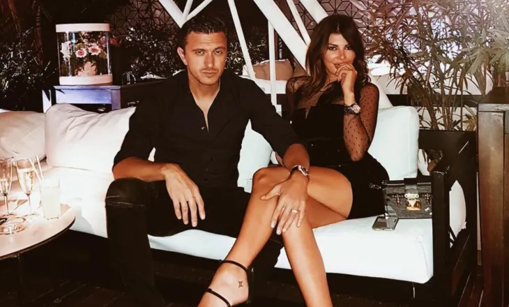 I grabisin çantat luksoze/ Angela Martini bie pre e grabitjes, “skifterët” i hyjnë në rezidencë