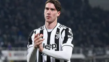 I lodhur nga pritja, Vllahoviç hap derën, vjen oferta faraonike nga Besiktasi