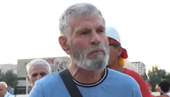 I moshuari në protestë: Rama shpopulloi Shqipërinë! Thirrje socialistëve; Mos bini pre e provokimeve të tij!
