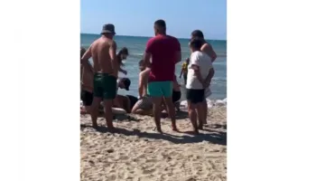 I moshuari shpëtohet nga mbytja në plazhin e Semanit