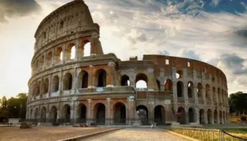 I nxehti ekstrem, Italia zgjat oraret e monumenteve pasdite